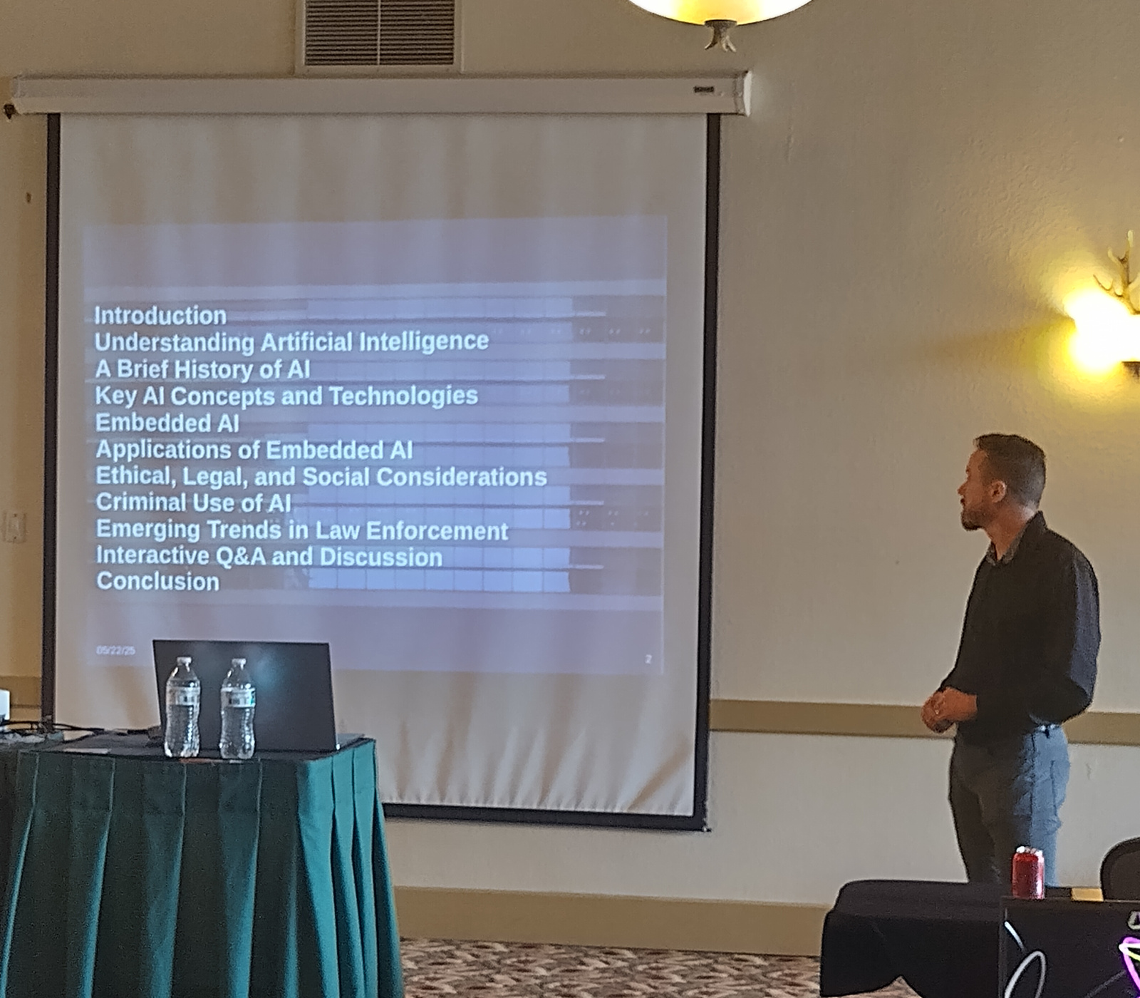 Understanding AI and Emerging Trends in Law Enforcement - SynthInt